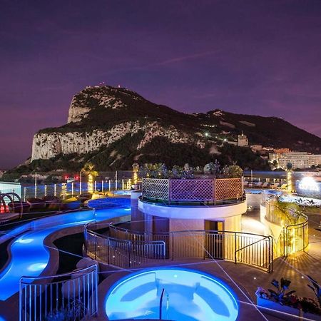 Ocean Spa Plaza Resort Apartment Gibraltar Extérieur photo